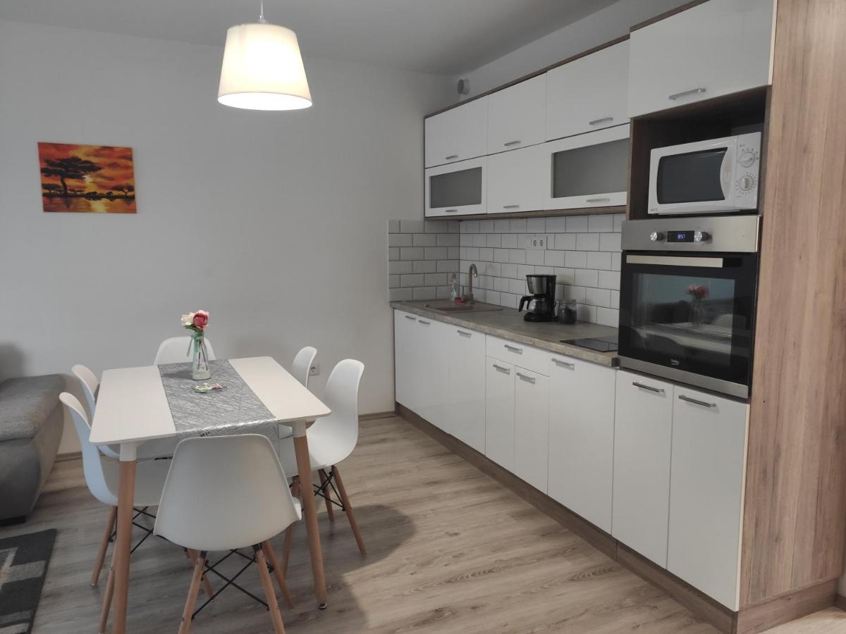 Hatvan Corner Apartments Дебрецен Экстерьер фото